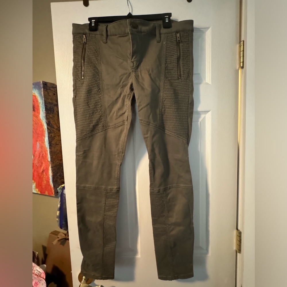 Express skinny green khaki pants. Size 12. Ribbed motorcycle style.